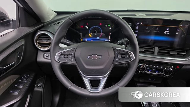 Chevrolet (GM Daewoo) Trax Crossover 2023 Белый из Кореи, фото 3