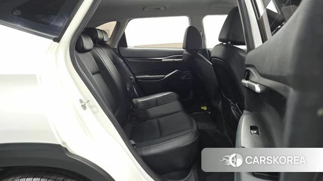 Kia Seltos 2022 Белый из Кореи, фото 3