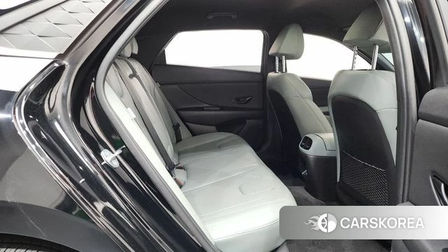 Hyundai The New Avante (CN7) 2024 Черный из Кореи, фото 3