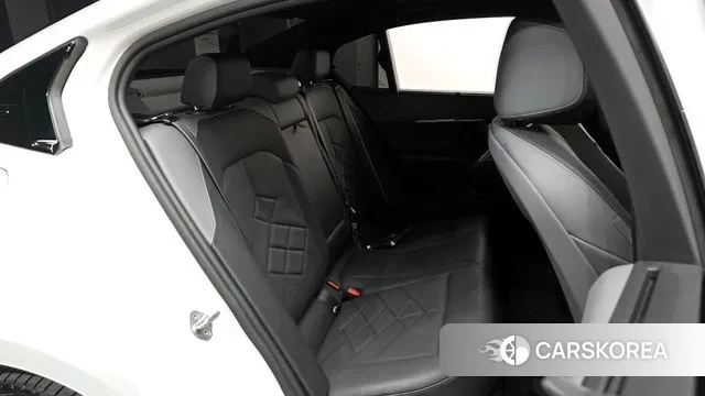 BMW i5 (G60) 2024 Белый из Кореи, фото 3