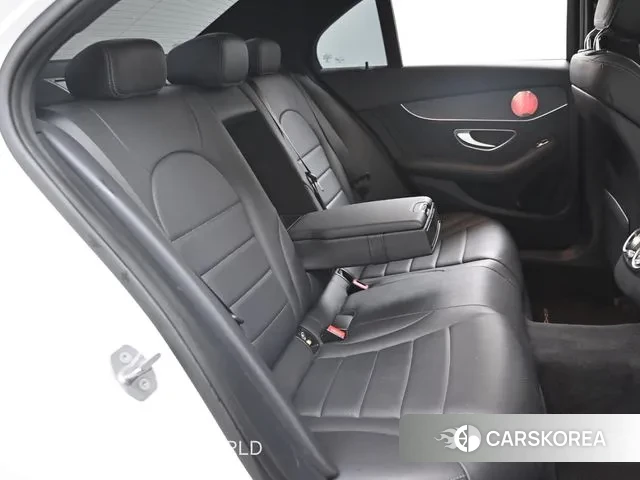 Mercedes-Benz C-Class W205 2019 Белый из Кореи, фото 3