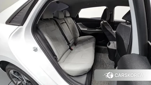 Hyundai Avante (CN7) 2022 Белый из Кореи, фото 3