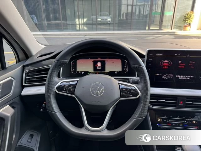 Volkswagen Tiguan L 2023 Белый из Китая, фото 3