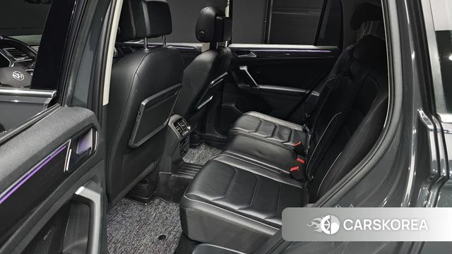 Volkswagen Tiguan second Generation 2018 Серый из Кореи, фото 3