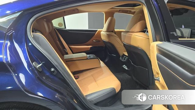 Lexus ES300h 7th generation 2022 Синий из Кореи, фото 3