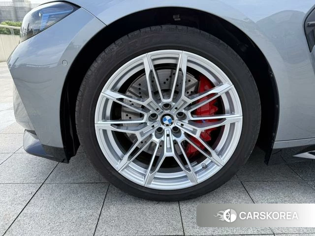 BMW M4 2025 Темно-серый из Китая, фото 3