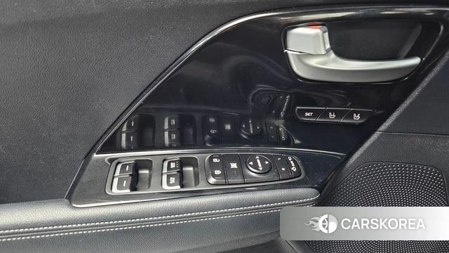 Kia Niro 2019 Белый из Кореи, фото 3