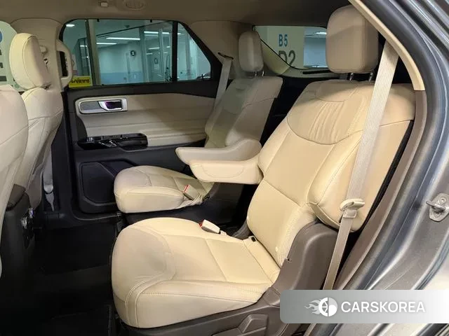 Ford Explorer 6th Generation 2022 Серый из Кореи, фото 3