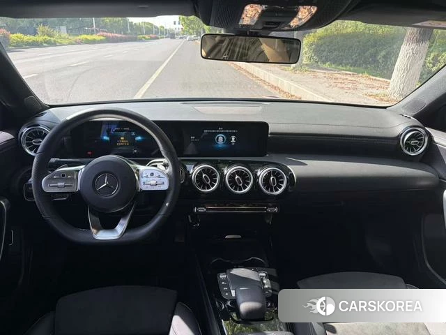 Mercedes-Benz Class A 2021 Синий из Китая, фото 3