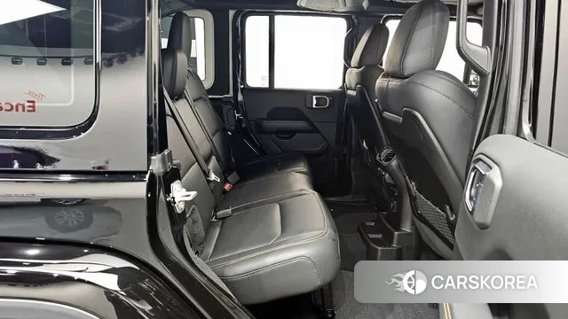 Jeep Wrangler (JL) 2024 Черный из Кореи, фото 3