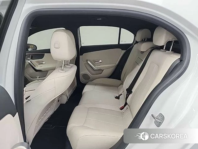 Mercedes-Benz A-Class W177 2024 Белый из Кореи, фото 3