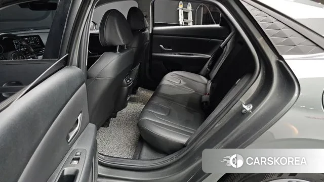 Hyundai The New Avante (CN7) 2024 Серый из Кореи, фото 3