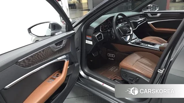 Audi A6 (C8) 2023 Серый из Кореи, фото 3