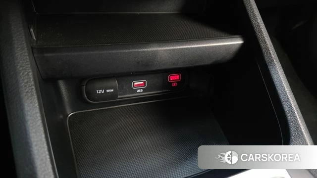 Kia The New K3 2nd generation 2022 Белый из Кореи, фото 3
