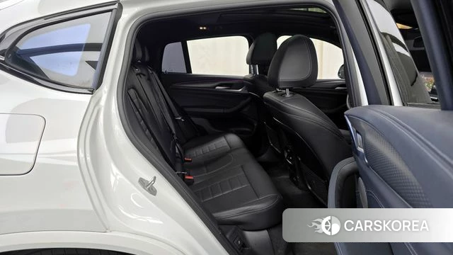 BMW X4 (G02) 2025 Белый из Кореи, фото 3