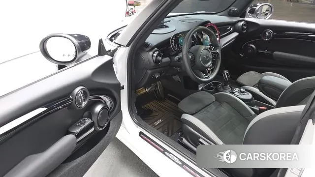 Mini Cooper S 2024 Белый из Кореи, фото 3