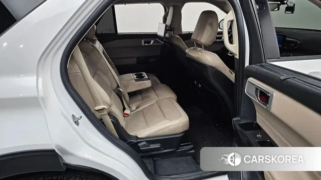 Ford Explorer 6th Generation 2020 Белый из Кореи, фото 3