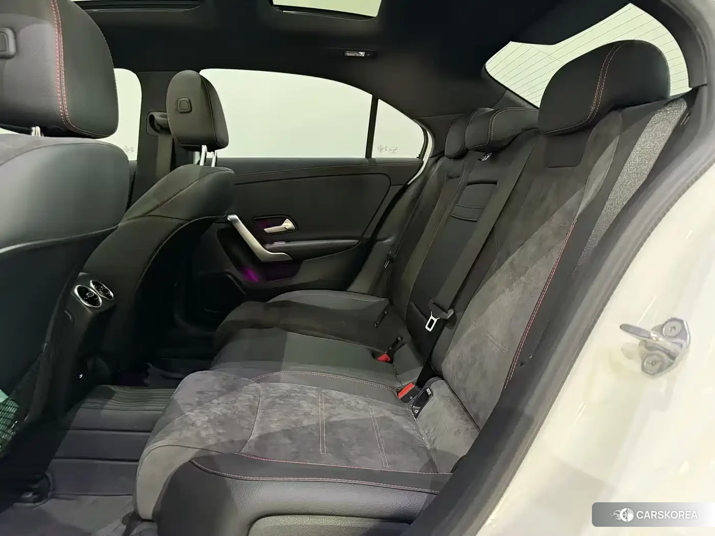 Mercedes-Benz A-Class 2023 Белый из Китая, фото 3