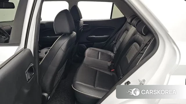 Hyundai Venue 2019 Белый из Кореи, фото 3