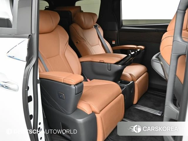 Toyota Alphard 4th Generation 2024 Белый из Кореи, фото 3