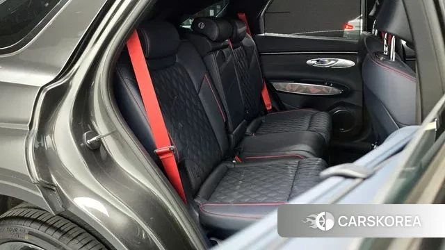 Genesis GV70 2023 Серый из Кореи, фото 3