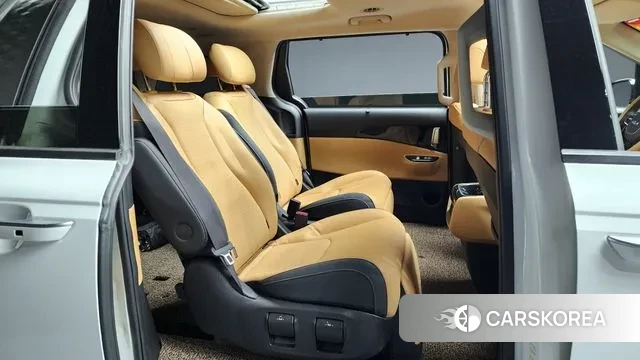 Kia Carnival 4th generation 2022 Белый из Кореи, фото 3