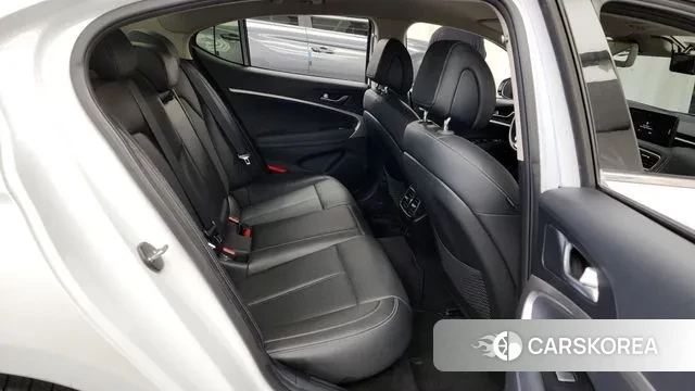 Genesis The New G70 2021 Белый из Кореи, фото 3