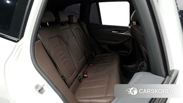 BMW iX3 2022 Белый из Кореи, фото 3