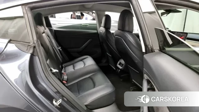 Tesla Model 3 2020 Серый из Кореи, фото 3