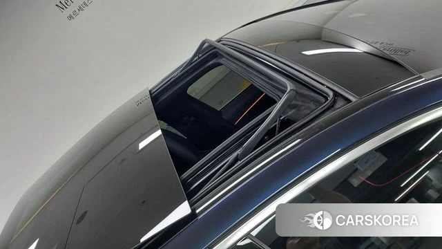 Mercedes-Benz E-Class W214 2024 Синий из Кореи, фото 3