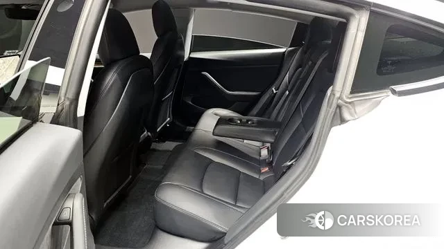 Tesla Model 3 2021 Белый из Кореи, фото 3