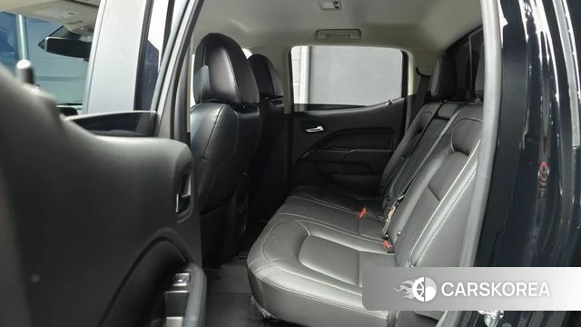 Chevrolet (GM Daewoo) Real New Colorado 2021 Черный из Кореи, фото 3