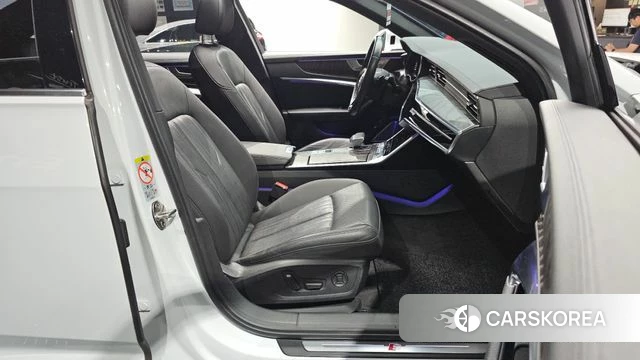 Audi A6 (C8) 2020 Белый из Кореи, фото 3