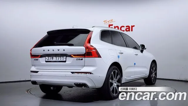 Volvo XC60 second Generation 2018 Белый из Кореи, фото 3