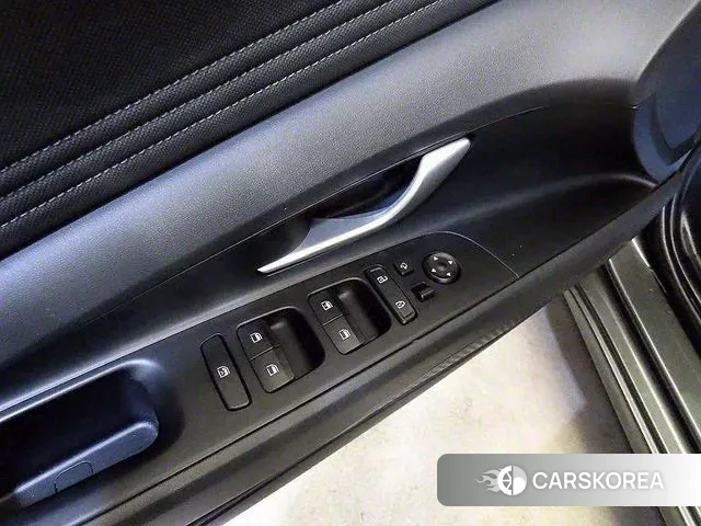 Hyundai Avante (CN7) 2022 Серебристо-серый из Кореи, фото 3