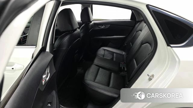 Kia Come New K3 2018 Белый из Кореи, фото 3