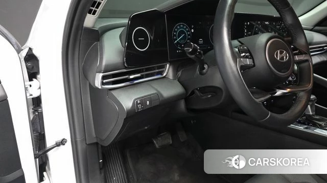 Hyundai The New Avante (CN7) 2024 Белый из Кореи, фото 3