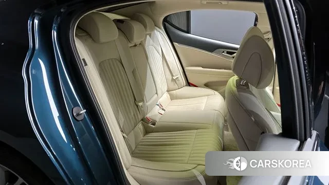 Genesis The New G70 2023 Синий из Кореи, фото 3