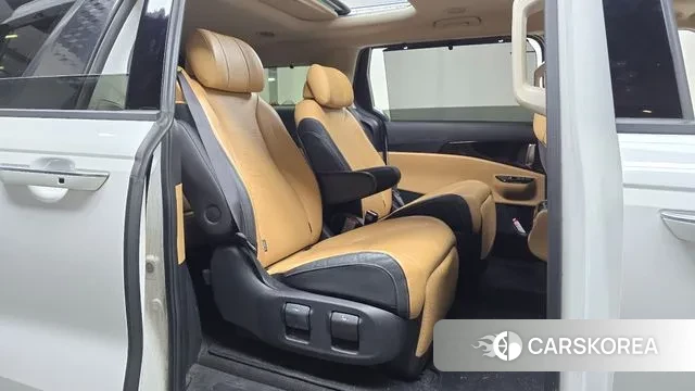 Kia Carnival 4th generation 2023 Белый из Кореи, фото 3