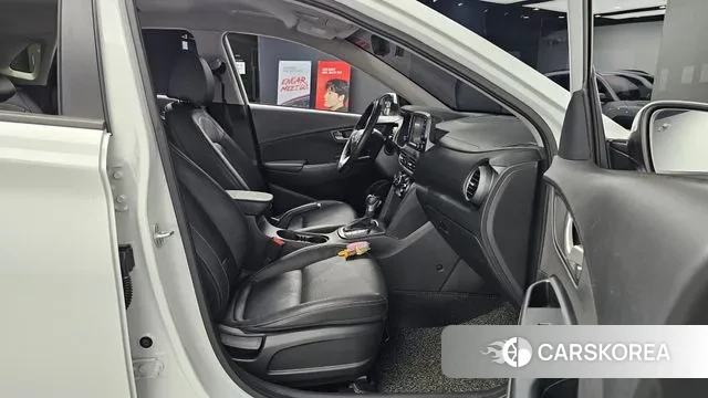 Hyundai Kona 2018 Белый из Кореи, фото 3