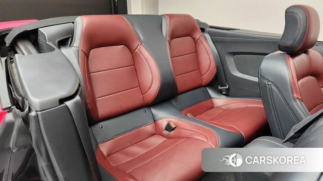 Ford Mustang 7th Generation 2024 Розовый из Кореи, фото 3