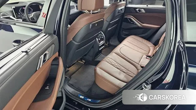 BMW X6 (G06) 2025 Черный из Кореи, фото 3