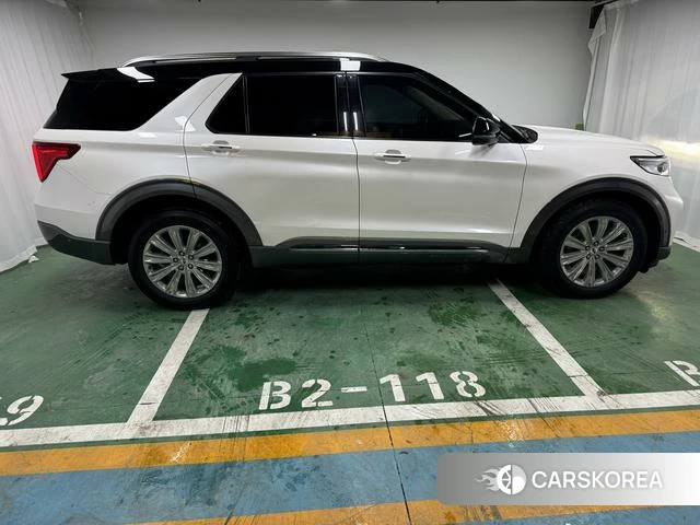 Ford Explorer 2021 Белый из Китая, фото 3
