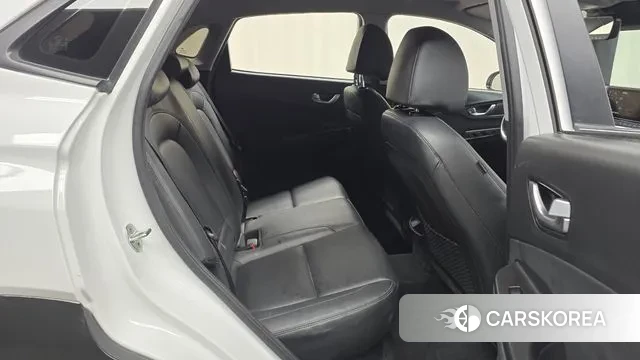 Hyundai The New Kona 2022 Белый из Кореи, фото 3