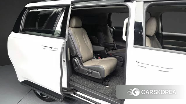 Kia The New Carnival 4th Generation 2025 Белый из Кореи, фото 3