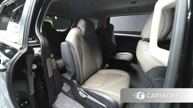 Kia The New Carnival 4th Generation 2024 Черный из Кореи, фото 3