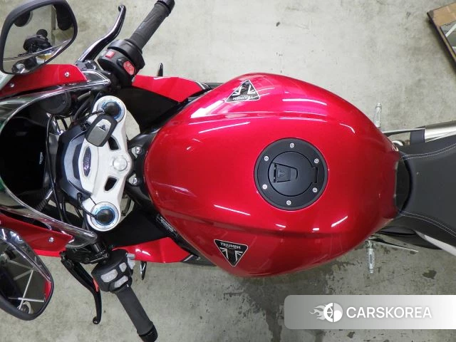 Проданный Triumph SPEED TRIPLE 1200 RR 2023 из Японии