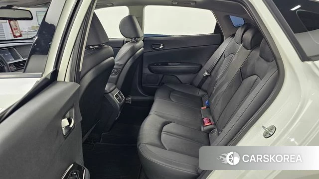 Kia The New K5 2nd generation 2019 Белый из Кореи, фото 3