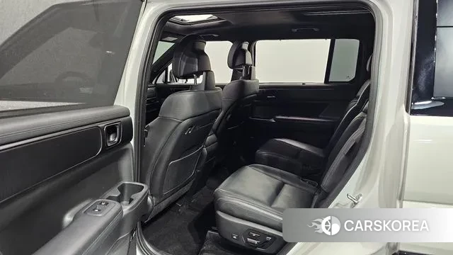 Hyundai Santa Fe (MX5) 2023 Белый из Кореи, фото 3