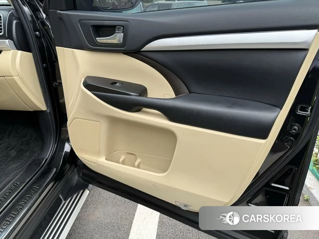 Toyota Highlander 2020 Черный из Китая, фото 3